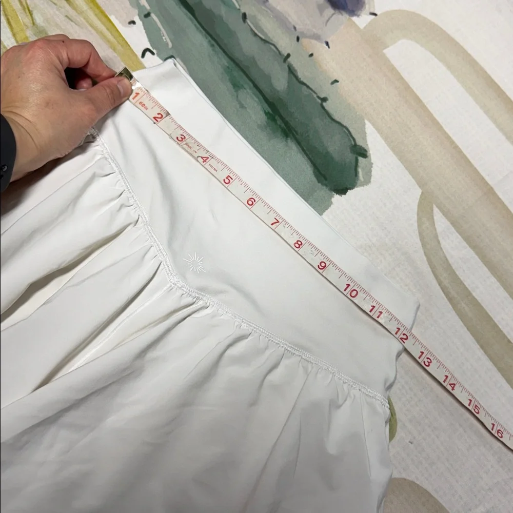 Offline by aerie real me flirty short White Ruffled Skort size medium - Picture 4 of 5